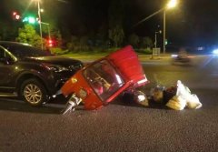 吕某驾驶电动三轮